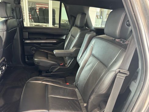 Certified 2020 Ford Expedition XLT w/ Equipment Group 202A AWD/4WD image 27