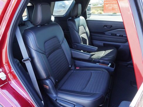 Certified 2024 Nissan Pathfinder Rock Creek AWD/4WD image 9