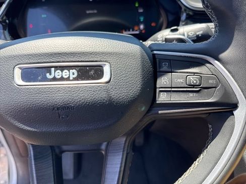 Used 2022 Jeep Grand Cherokee Limited 4xe AWD/4WD image 35