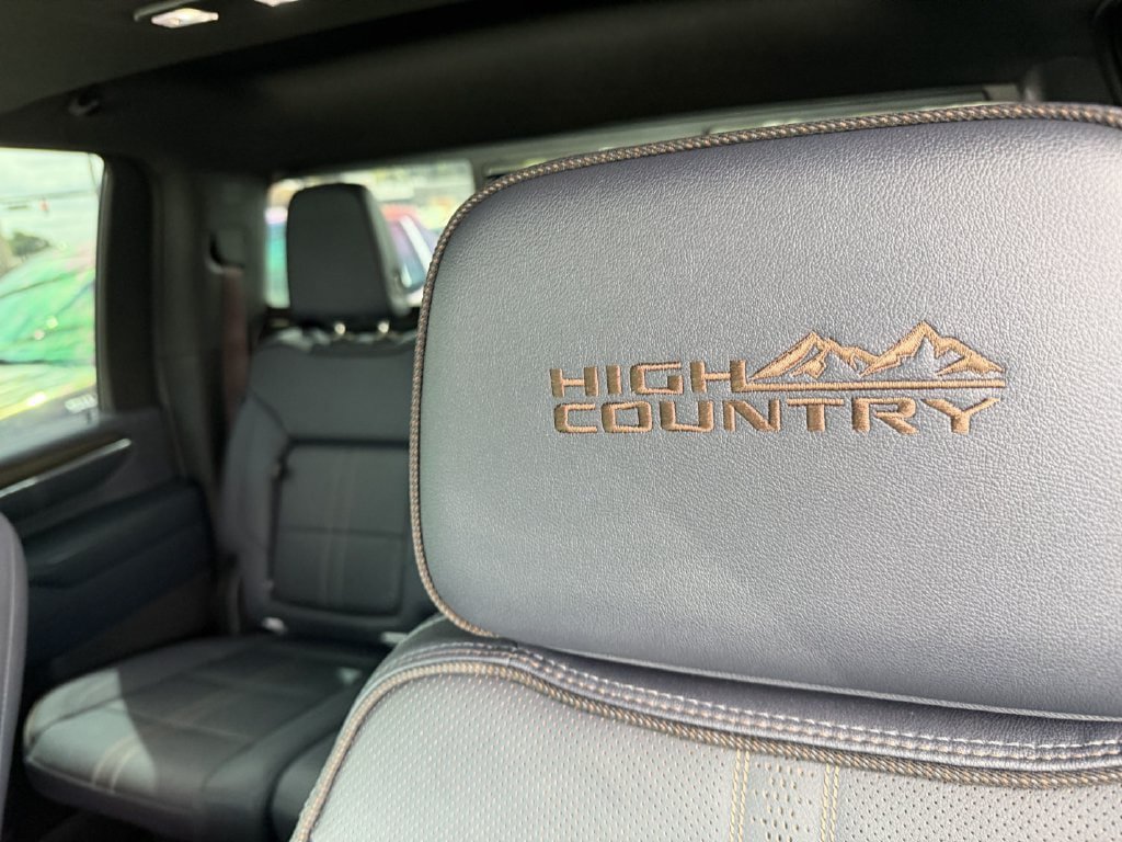 Used 2024 Chevrolet Silverado 3500 High Country w/ High Country Premium Package AWD/4WD image 23