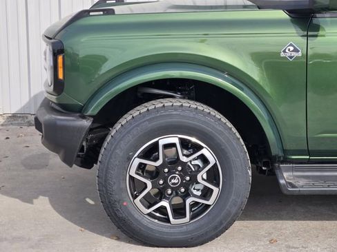 New 2025 Ford Bronco Outer Banks AWD/4WD image 6