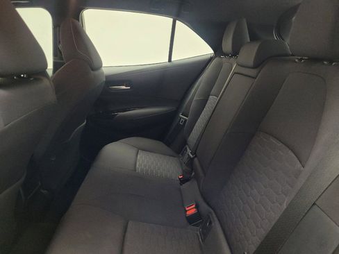 Used 2021 Toyota Corolla SE w/ Special Edition FWD image 18