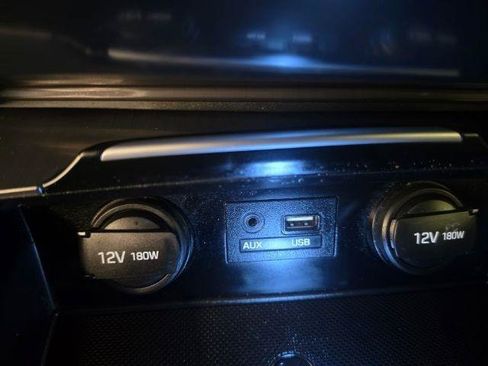 Used 2016 Hyundai Genesis 3.8 RWD image 14