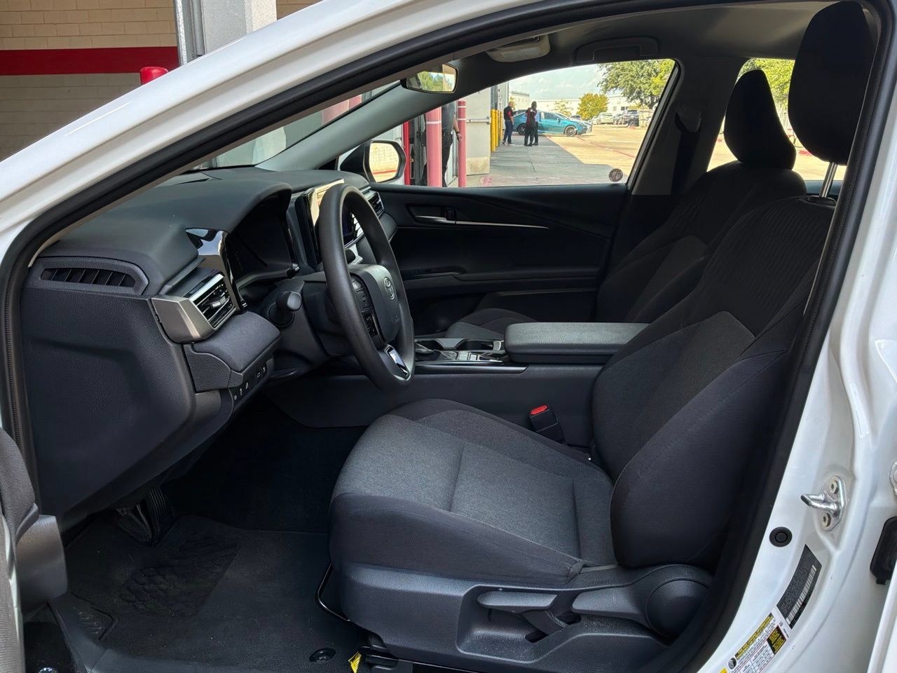 Used 2026 Toyota Camry LE FWD image 10