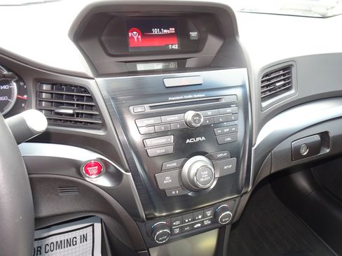 Used 2015 Acura ILX w/ Premium Package image 11