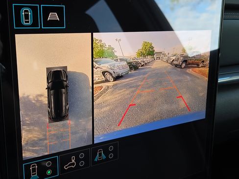 New 2026 GMC Terrain AT4 w/ Technology Package II image 24