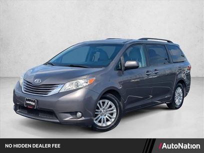 Used 2017 Toyota Sienna XLE w/ XLE Navigation Package