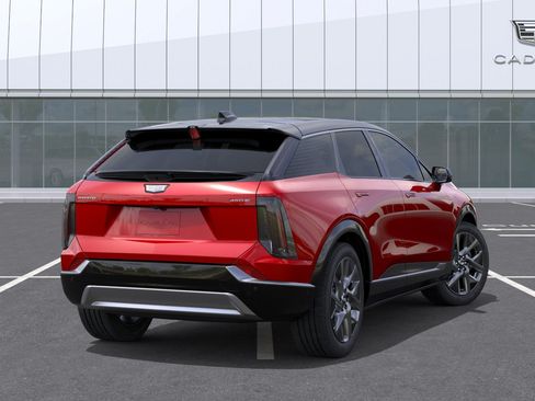 New 2026 Cadillac Optiq Luxury 2 RWD image 4