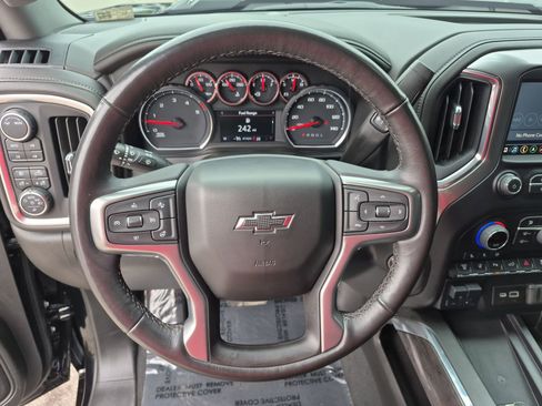 Used 2022 Chevrolet Silverado 2500 LTZ w/ LTZ Plus Package image 12