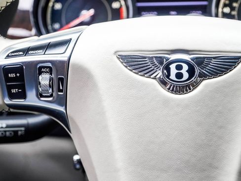 Used 2018 Bentley Flying Spur S V8 AWD/4WD image 33
