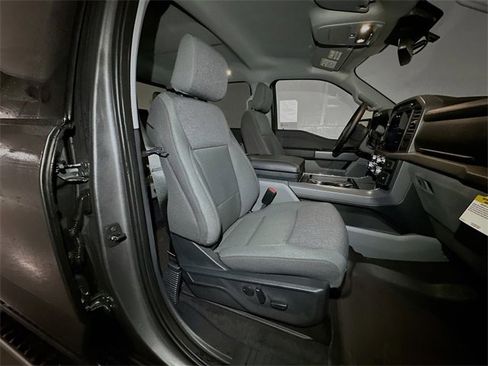 New 2025 Ford F150 XLT w/ Equipment Group 302A MID image 31