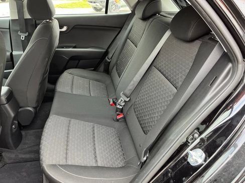 Used 2021 Kia Rio S w/ Option Group 015 FWD image 9