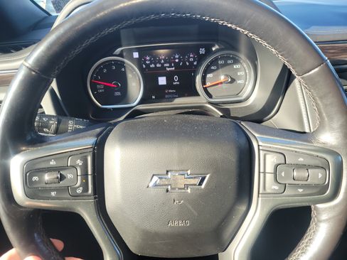 Used 2021 Chevrolet Tahoe Z71 w/ Z71 Off-Road Package image 11