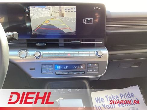 Certified 2025 Hyundai Kona SEL image 27