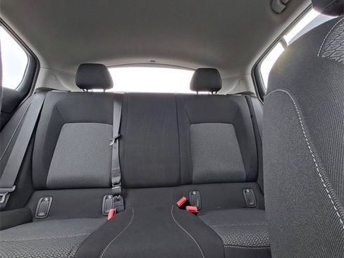 Used 2018 Buick Regal Preferred w/ Sights and Sounds Package image 25