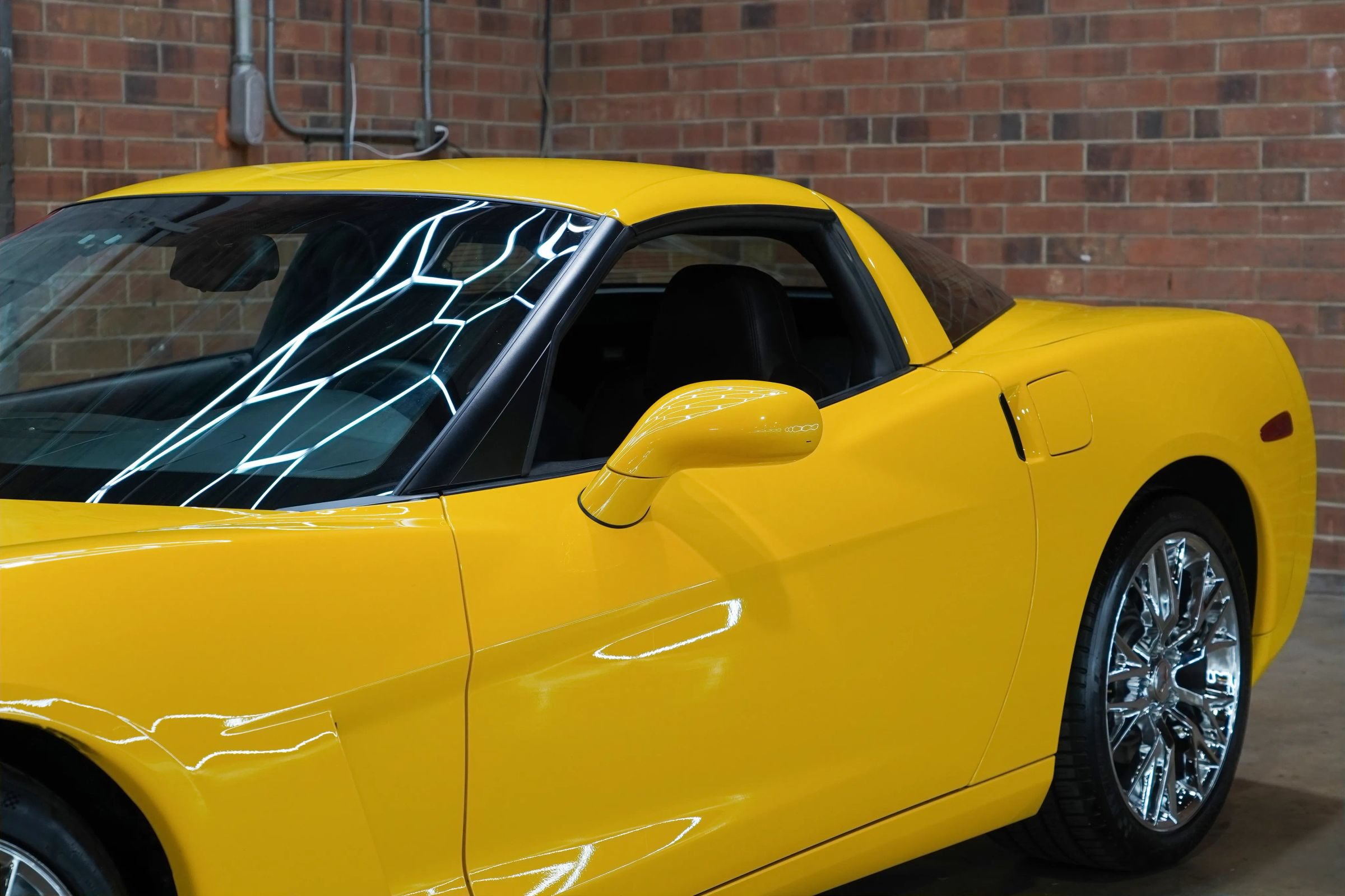 Used 2012 Chevrolet Corvette Coupe w/ Roof Package RWD image 20