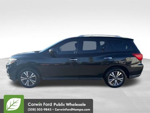 Used 2017 Nissan Pathfinder SL AWD/4WD image 8