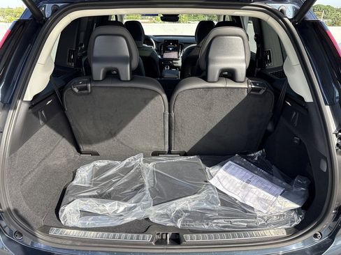 New 2026 Volvo XC90 B5 Ultra image 19