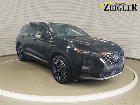 Used 2019 Hyundai Santa Fe AWD image 3