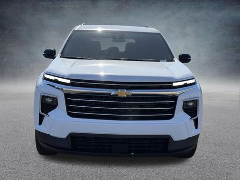 New 2026 Chevrolet Traverse LT image 9
