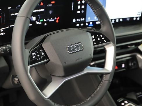 New 2025 Audi Q5 Premium Plus image 16