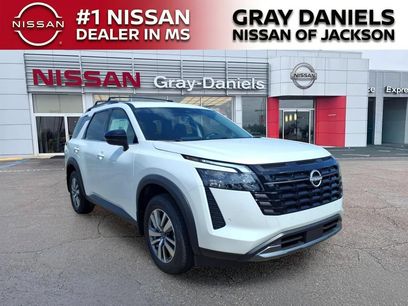 New 2026 Nissan Pathfinder SL