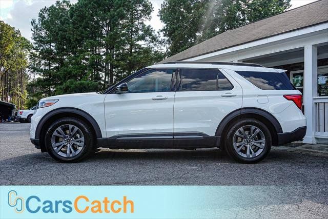 Used 2023 Ford Explorer XLT w/ Equipment Group 202A RWD image 14