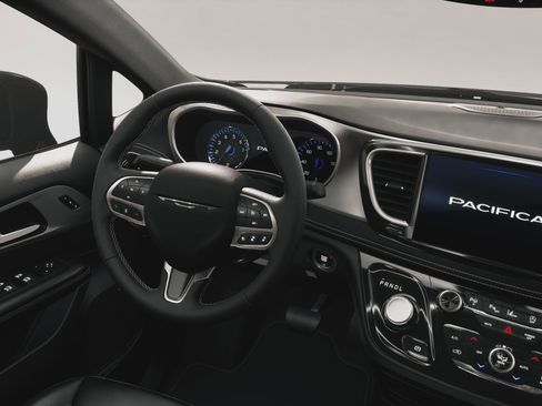 New 2027 Chrysler Pacifica Select AWD/4WD image 9