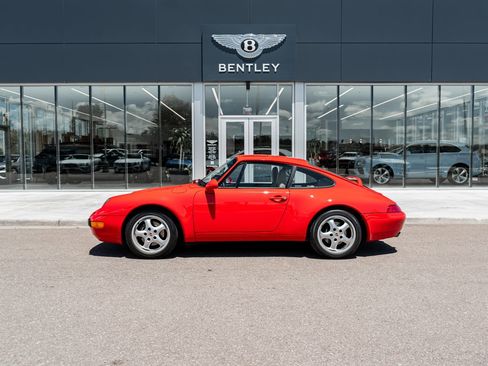 Used 1995 Porsche 911 Carrera RWD image 5