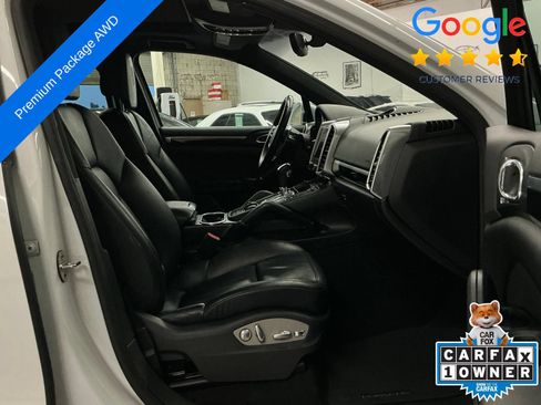 Used 2018 Porsche Cayenne AWD/4WD image 12