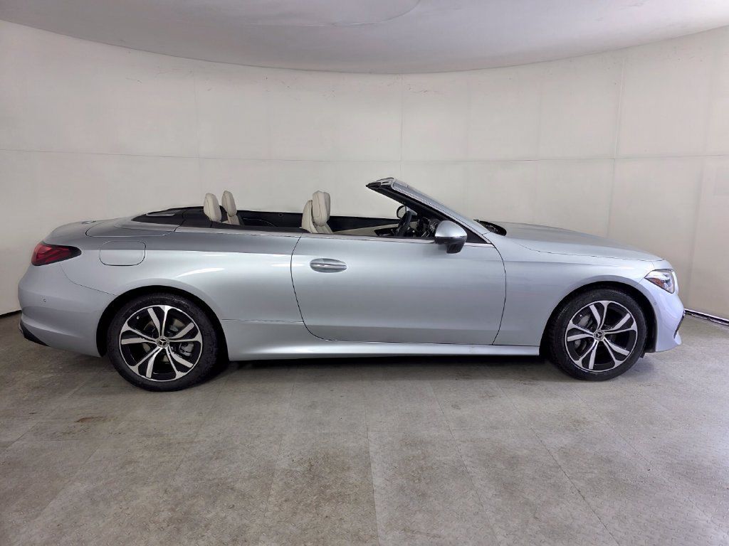 New 2027 Mercedes-Benz CLE 300 4MATIC Cabriolet image 3