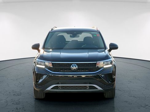 Used 2024 Volkswagen Taos S image 9