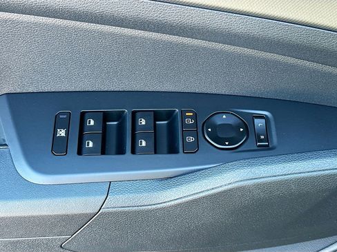 New 2026 Kia Sportage S image 17