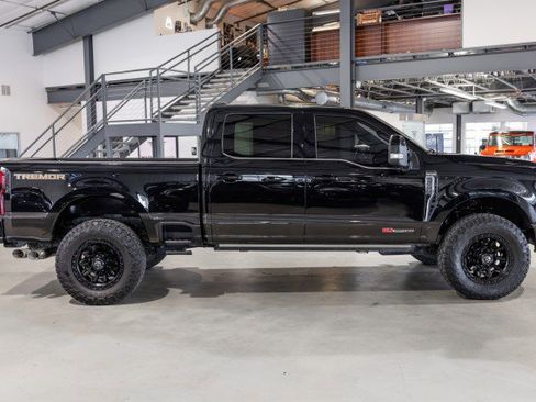 Used 2024 Ford F250 King Ranch w/ Tremor Off-Road Package AWD/4WD image 7