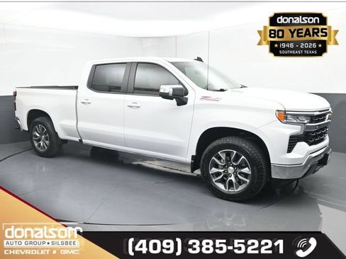 Used 2025 Chevrolet Silverado 1500 LT AWD/4WD image 1