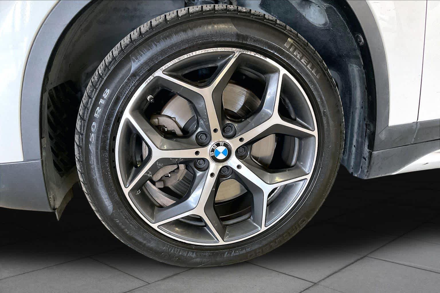 Used 2018 BMW X1 xDrive28i AWD/4WD image 10