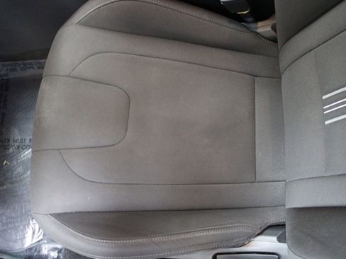 Used 2022 Hyundai Elantra SEL w/ Convenience Package image 13