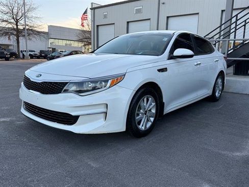 Used 2016 Kia Optima LX image 5