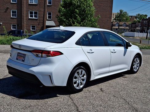 Used 2024 Toyota Corolla LE FWD image 6