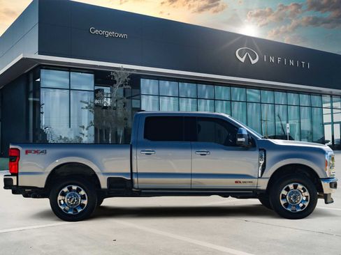 Used 2023 Ford F250 Lariat w/ Tow Technology Package AWD/4WD image 4