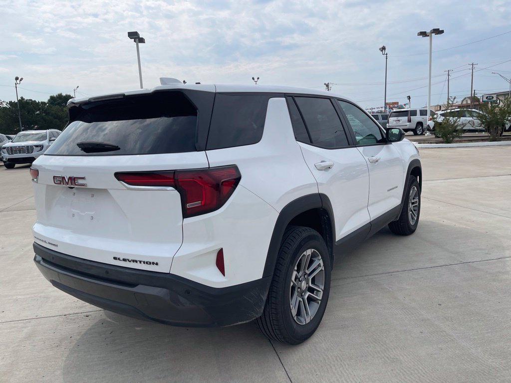 Used 2026 GMC Terrain Elevation AWD/4WD image 4