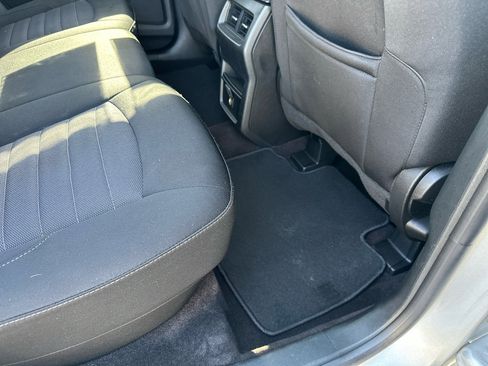 Used 2019 Ford Edge SE w/ Cargo Accessory Package image 15