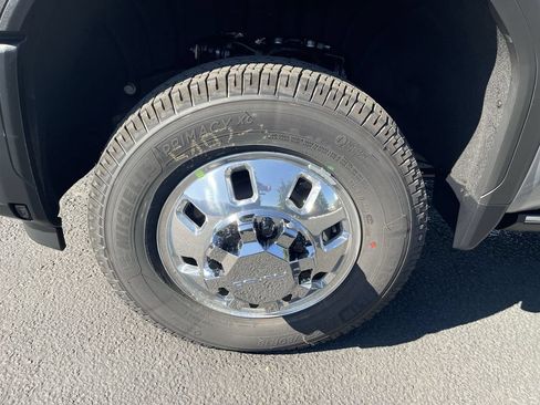 New 2026 GMC Sierra 3500 Denali Ultimate AWD/4WD image 34
