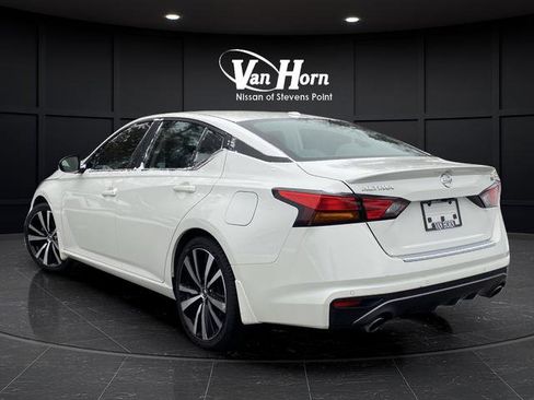 Used 2022 Nissan Altima 2.5 SR image 3