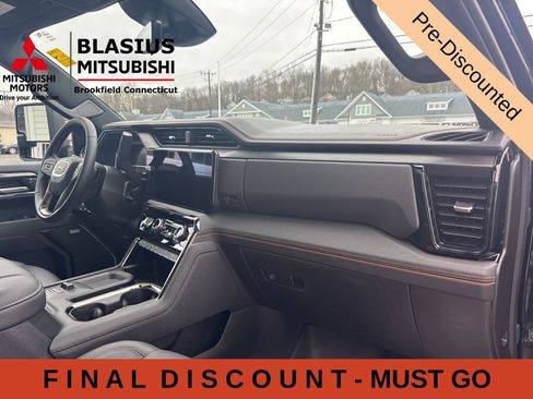 Used 2025 GMC Sierra 2500 AT4 w/ AT4 Premium Plus Package AWD/4WD image 48