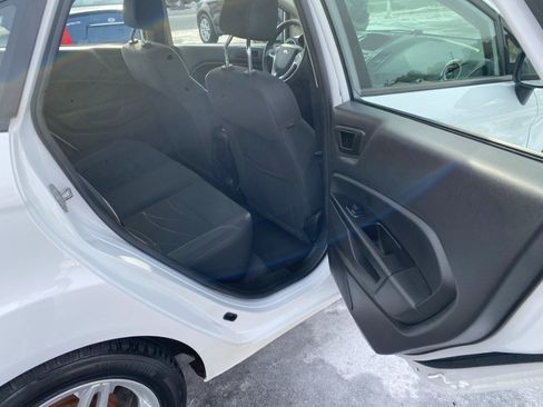 Used 2019 Ford Fiesta SE w/ Cold Weather Package image 12