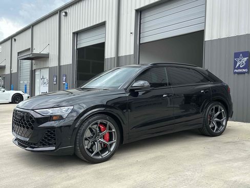 Used 2025 Audi RS Q8 performance image 1