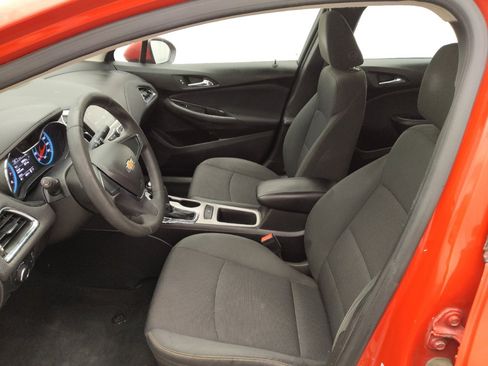Used 2017 Chevrolet Cruze LS FWD image 17