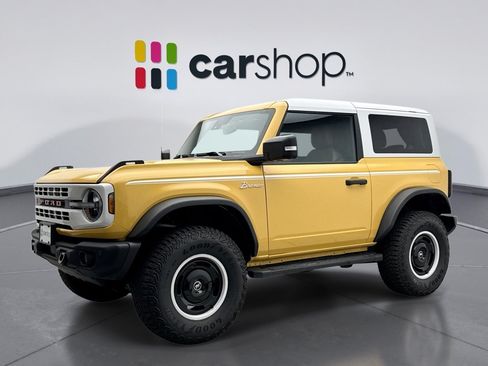 Used 2024 Ford Bronco Heritage Edition AWD/4WD image 1