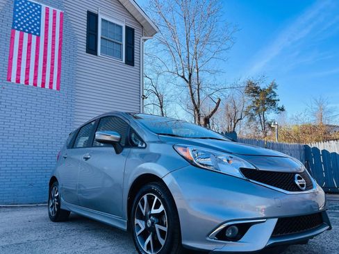 Used 2015 Nissan Versa Note SR w/ Chrome Package FWD image 5